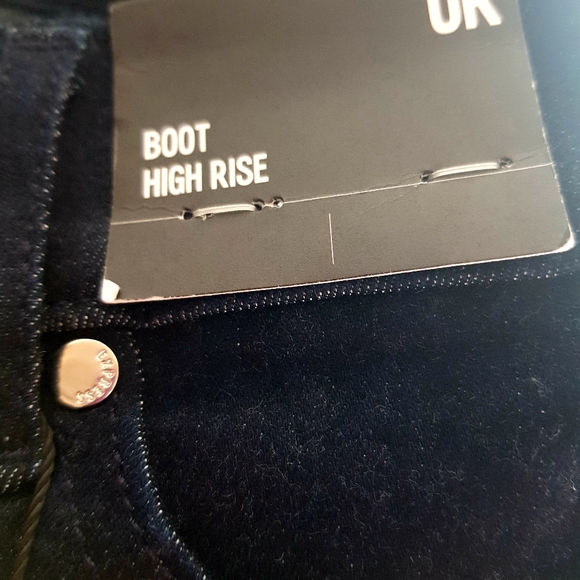 ⭐️ EXPRESS HIGH WAISTED BOOTCUT JEANS - Picture 6 of 7
